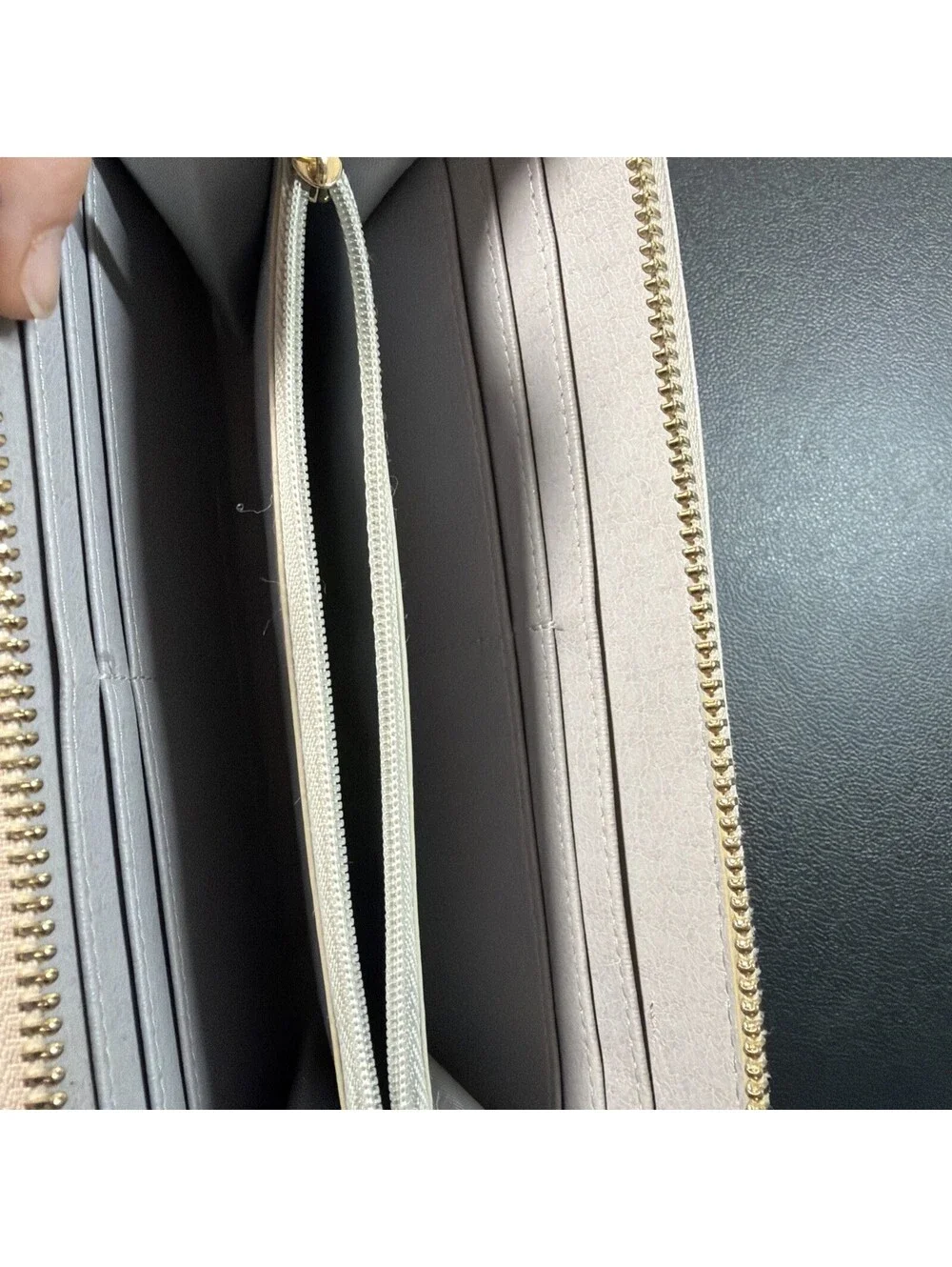 IDEAL OF SWEDEN White Zip Around Wallet Saffiano Style Gold Tone Hardware